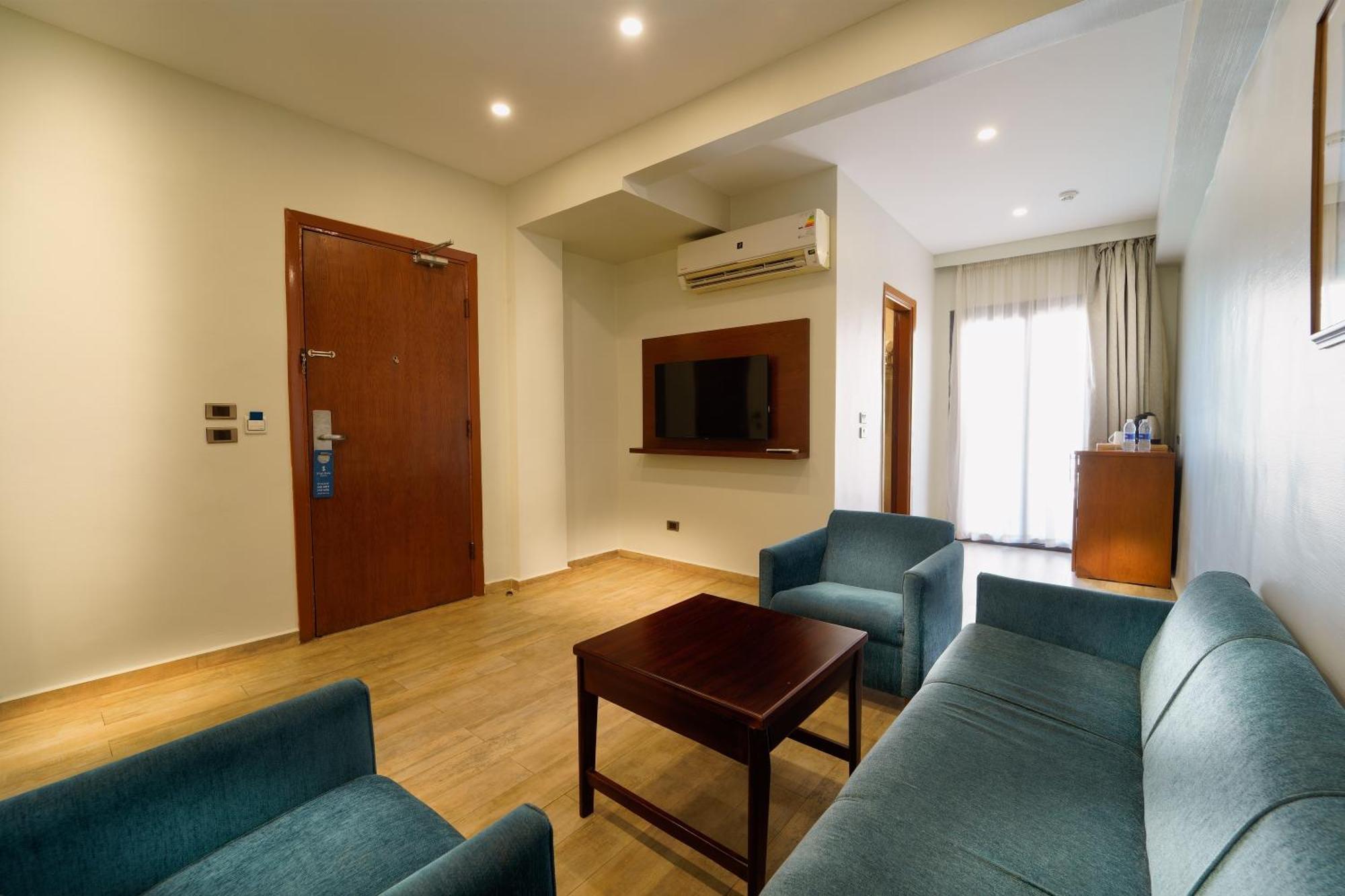 Hotel Cairo